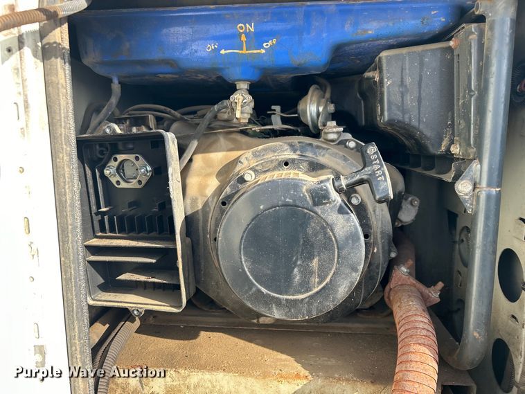 image for item EG1251 2013 International  440 SBA utility / service truck