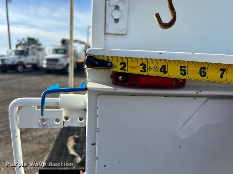 image for item EG1251 2013 International  440 SBA utility / service truck