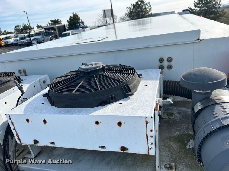 image for item EG1251 2013 International  440 SBA utility / service truck