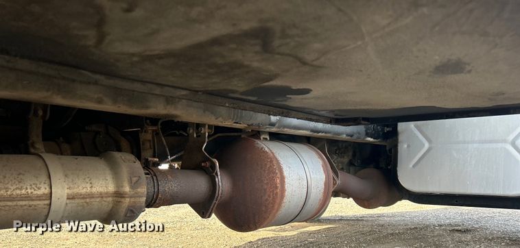 image for item EG1251 2013 International  440 SBA utility / service truck