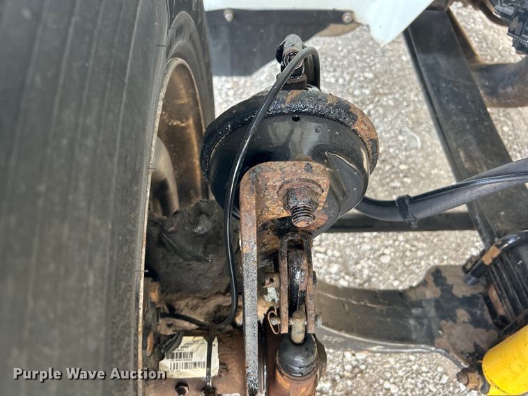 image for item EG1251 2013 International  440 SBA utility / service truck