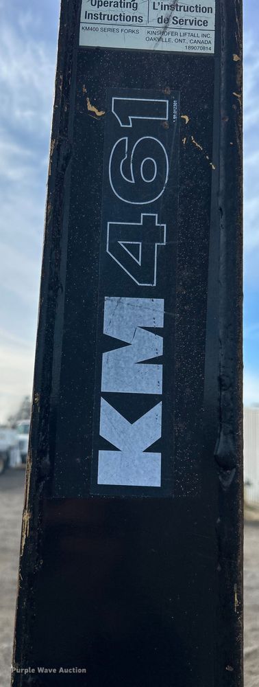 image for item EG1252 2002 Sterling L-Line crane truck