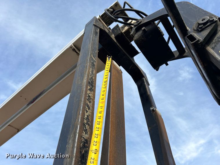 image for item EG1252 2002 Sterling L-Line crane truck