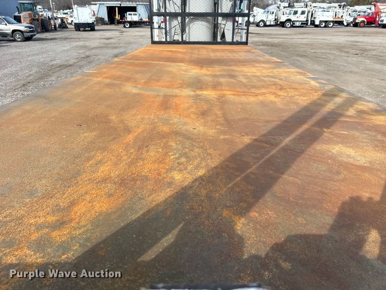 image for item EG1252 2002 Sterling L-Line crane truck