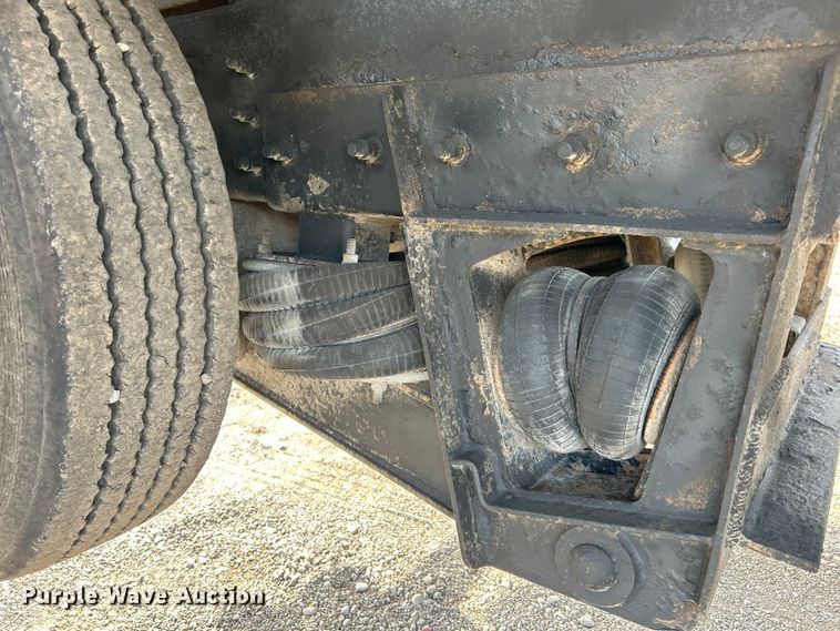 image for item EG1252 2002 Sterling L-Line crane truck