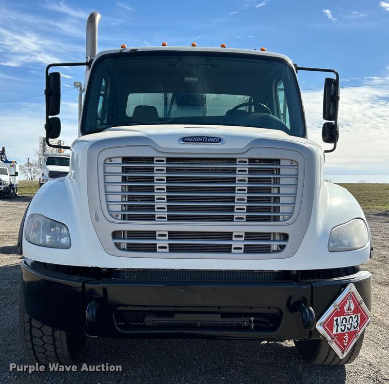 image for item EG1253 2012 Freightliner  Business Class M2 fuel / lube truck