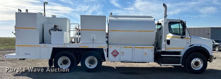 image for item EG1253 2012 Freightliner  Business Class M2 fuel / lube truck