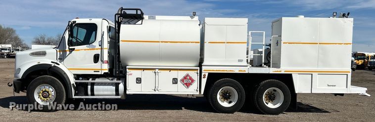 image for item EG1253 2012 Freightliner  Business Class M2 fuel / lube truck