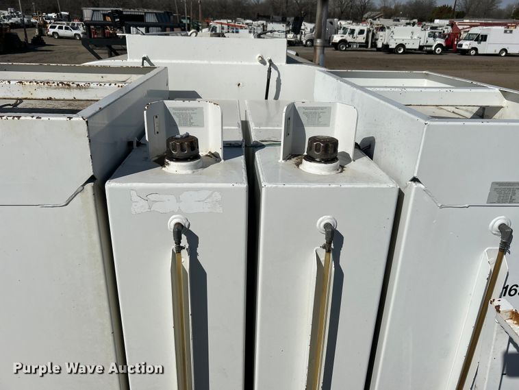 image for item EG1253 2012 Freightliner  Business Class M2 fuel / lube truck