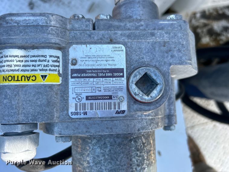 image for item EG1253 2012 Freightliner  Business Class M2 fuel / lube truck