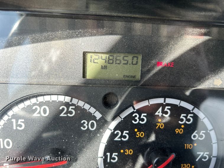 image for item EG1253 2012 Freightliner  Business Class M2 fuel / lube truck