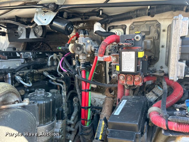 image for item EG1253 2012 Freightliner  Business Class M2 fuel / lube truck
