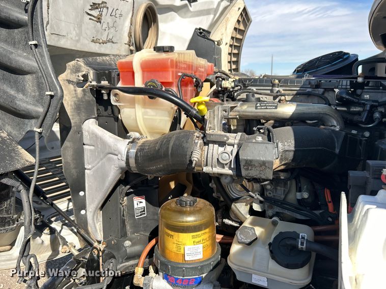 image for item EG1253 2012 Freightliner  Business Class M2 fuel / lube truck