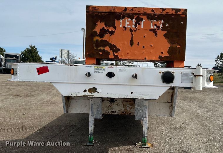 image for item EG1255 2014 Holden HLB25 drop deck equipment trailer