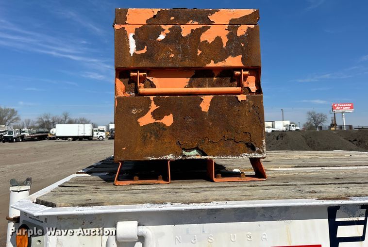 image for item EG1255 2014 Holden HLB25 drop deck equipment trailer