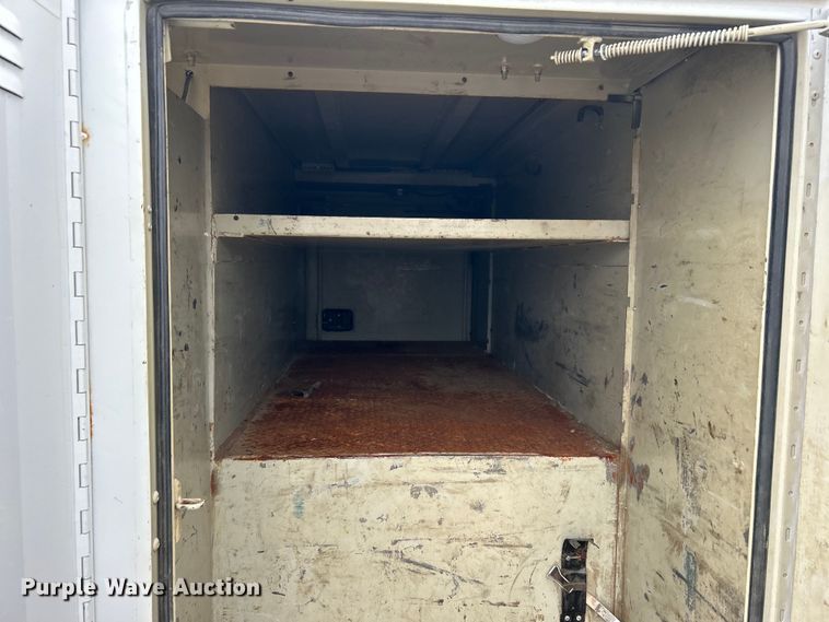 image for item EG1262 2013 Ford F650 Super Duty utility / service truck