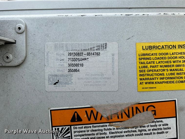 image for item EG1262 2013 Ford F650 Super Duty utility / service truck