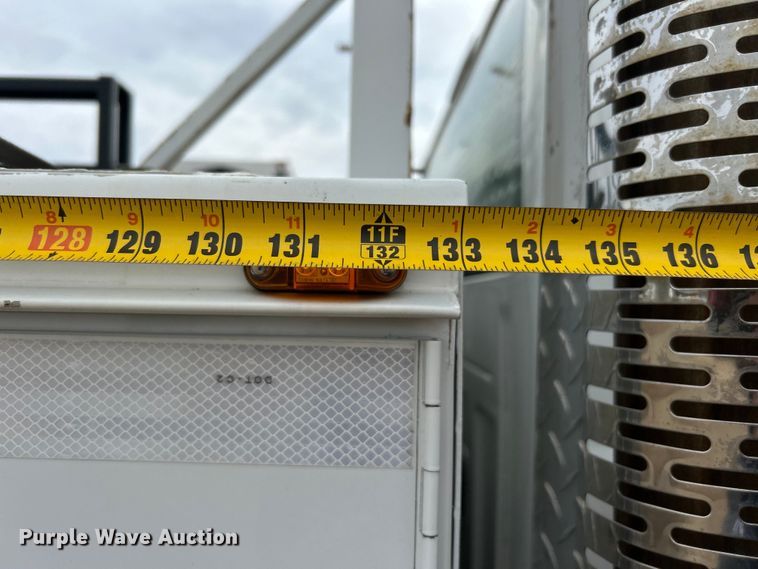 image for item EG1262 2013 Ford F650 Super Duty utility / service truck