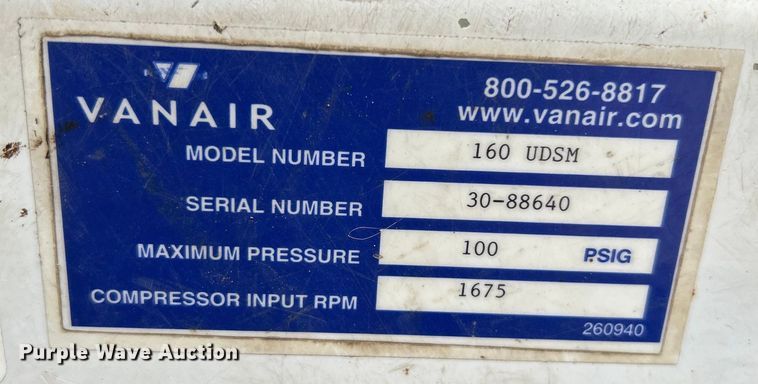 image for item EG1262 2013 Ford F650 Super Duty utility / service truck