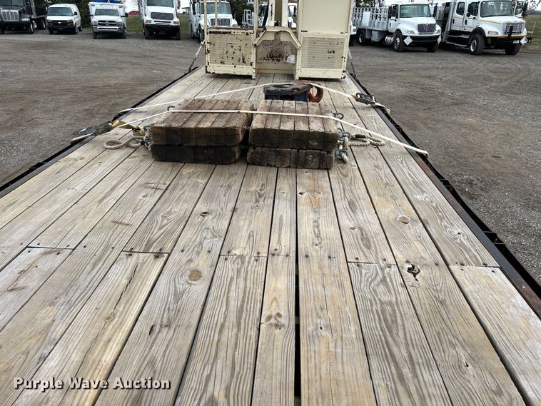 image for item EG1263 2006 Sterling L-Line crane truck