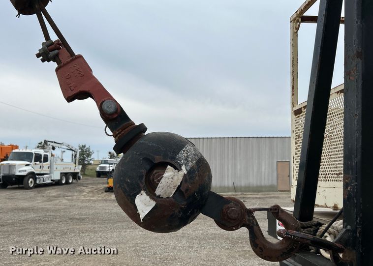 image for item EG1263 2006 Sterling L-Line crane truck