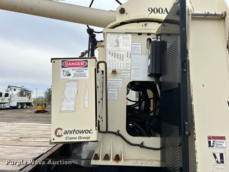 image for item EG1263 2006 Sterling L-Line crane truck