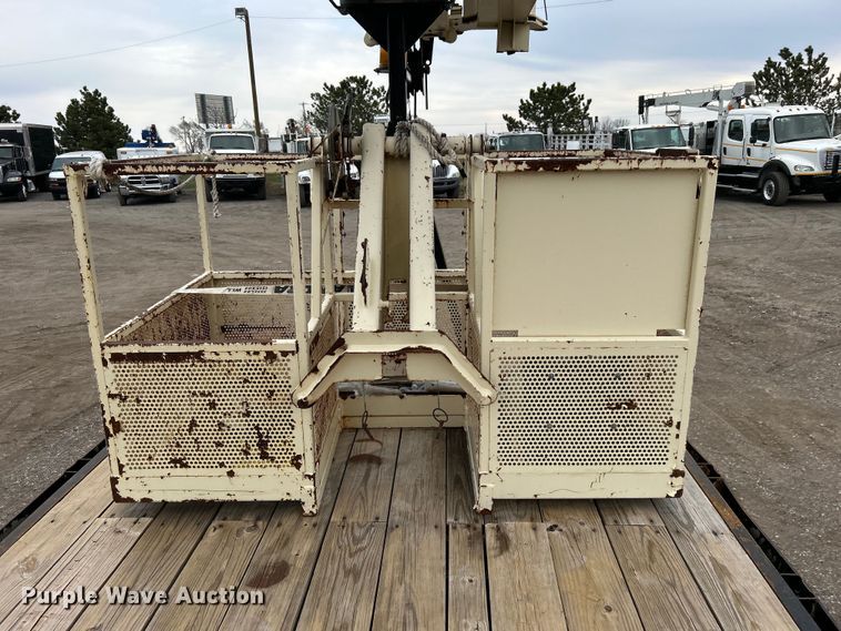 image for item EG1263 2006 Sterling L-Line crane truck