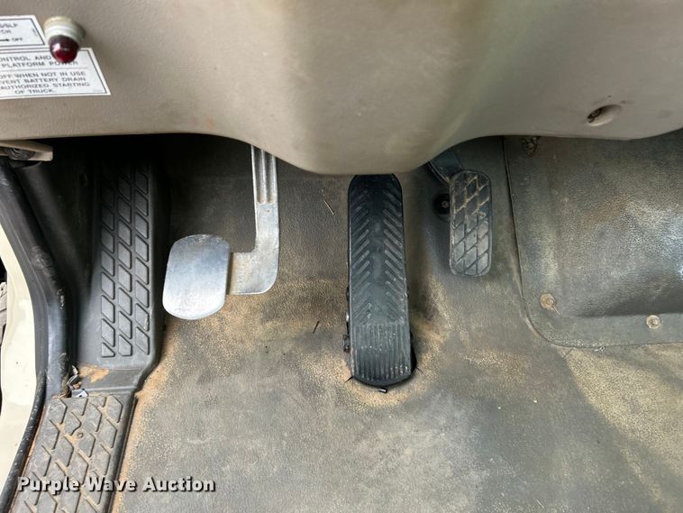 image for item EG1263 2006 Sterling L-Line crane truck