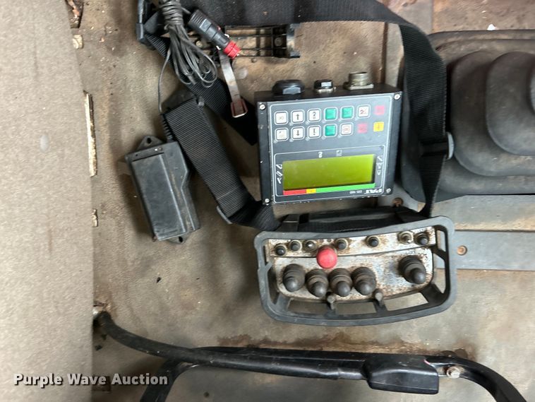 image for item EG1263 2006 Sterling L-Line crane truck