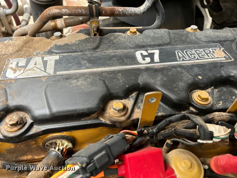 image for item EG1263 2006 Sterling L-Line crane truck