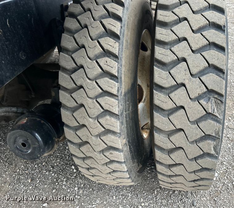 image for item EG1263 2006 Sterling L-Line crane truck