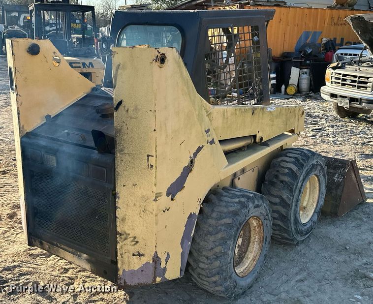 image for item EH3842 Gehl skid steer loader