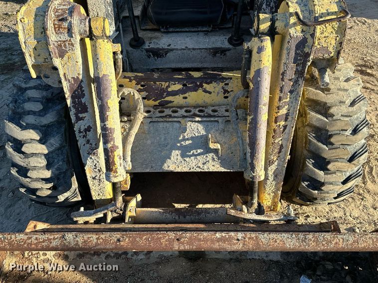 image for item EH3842 Gehl skid steer loader
