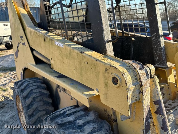 image for item EH3842 Gehl skid steer loader
