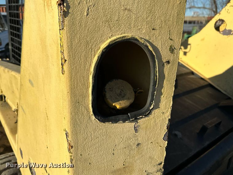 image for item EH3842 Gehl skid steer loader