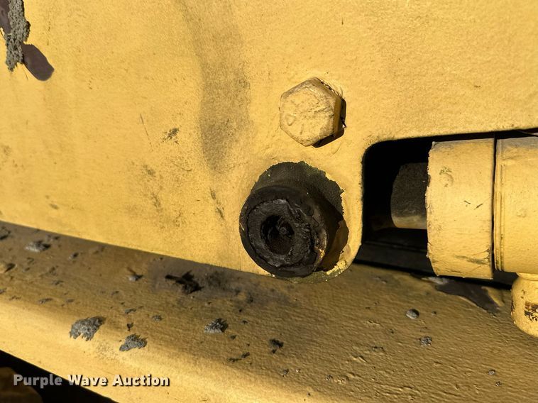 image for item EH3842 Gehl skid steer loader