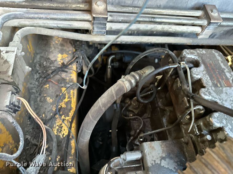 image for item EH3842 Gehl skid steer loader