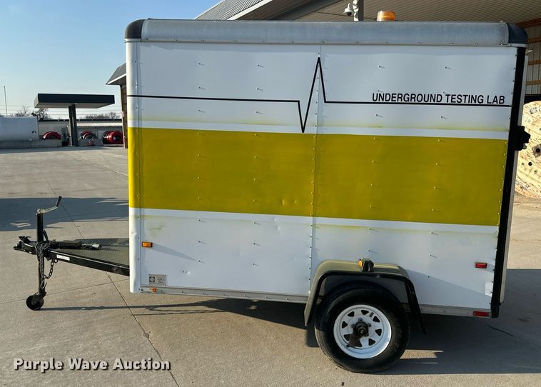 image for item EH6518 1994 Wells Cargo SW8 enclosed cargo trailer