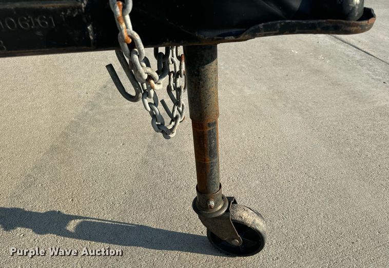 image for item EH6518 1994 Wells Cargo SW8 enclosed cargo trailer