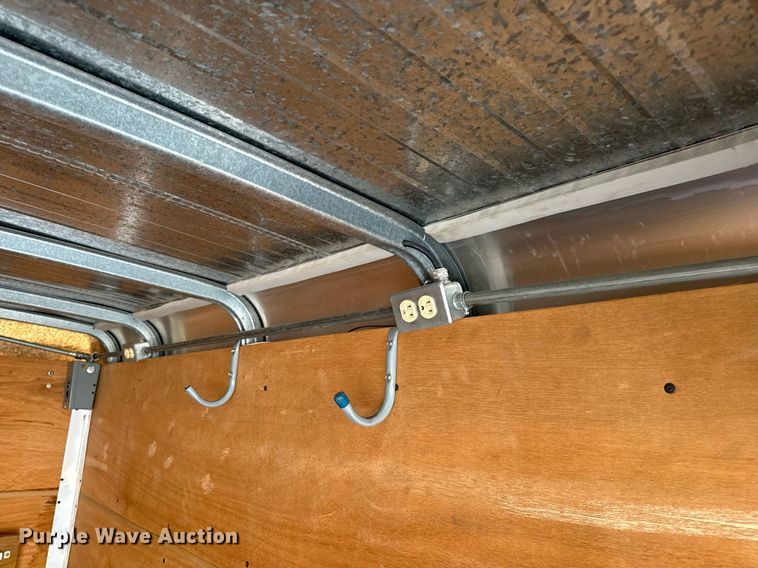 image for item EH6518 1994 Wells Cargo SW8 enclosed cargo trailer