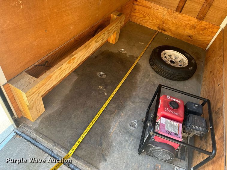 image for item EH6518 1994 Wells Cargo SW8 enclosed cargo trailer