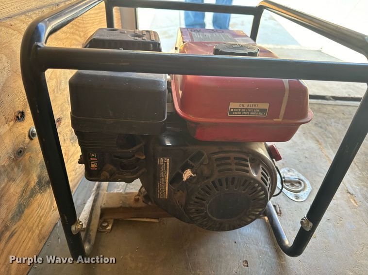 image for item EH6518 1994 Wells Cargo SW8 enclosed cargo trailer