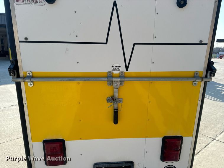 image for item EH6518 1994 Wells Cargo SW8 enclosed cargo trailer