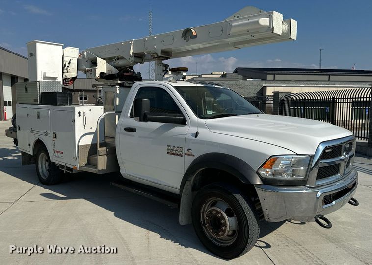 image for item EH6523 2014 Dodge Ram 5500HD bucket truck
