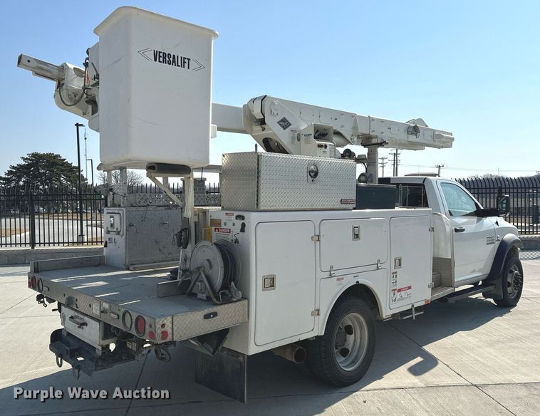image for item EH6523 2014 Dodge Ram 5500HD bucket truck