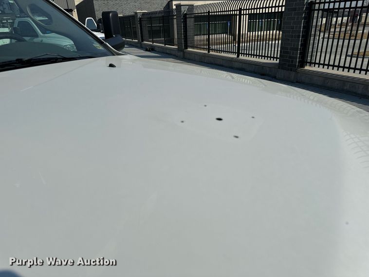 image for item EH6523 2014 Dodge Ram 5500HD bucket truck