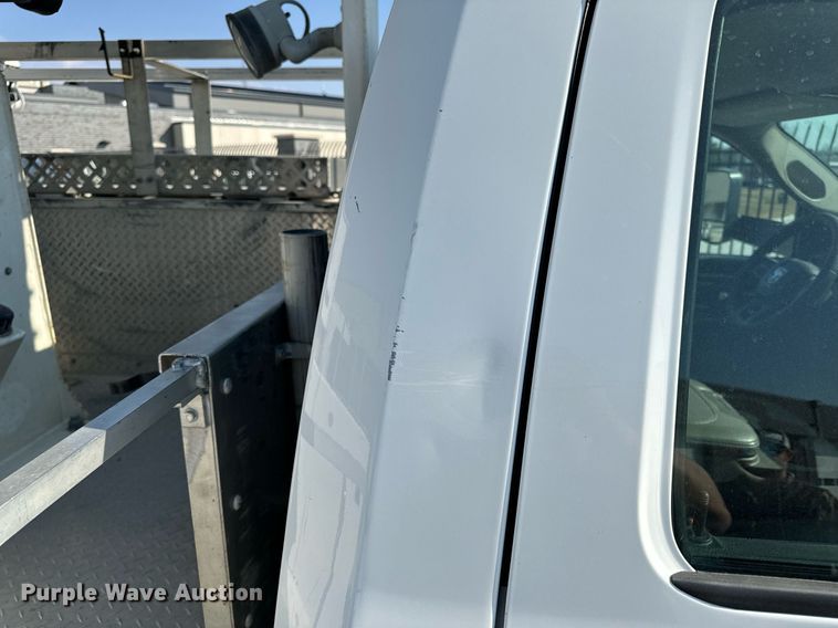 image for item EH6523 2014 Dodge Ram 5500HD bucket truck