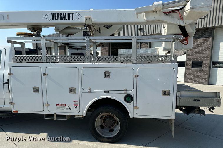 image for item EH6523 2014 Dodge Ram 5500HD bucket truck