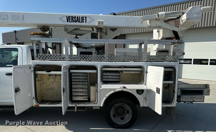 image for item EH6523 2014 Dodge Ram 5500HD bucket truck