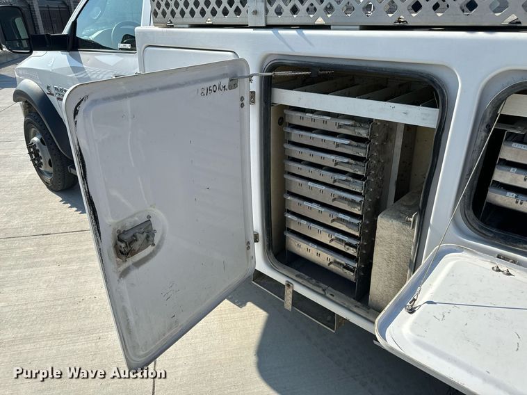 image for item EH6523 2014 Dodge Ram 5500HD bucket truck